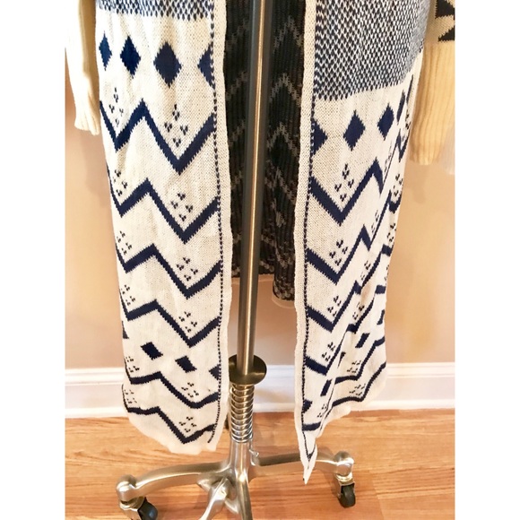 Long ivory tribal print duster cardigan - Picture 7 of 8